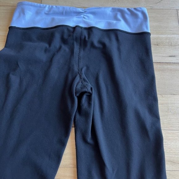 Lululemon Gather & Crop cropped pants - Picture 9 of 9